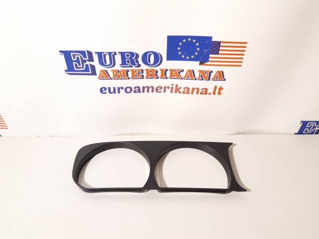 Headlamp Bezel (left)